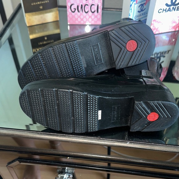 Hunter Black Women's Shoes - Picture 5 of 10